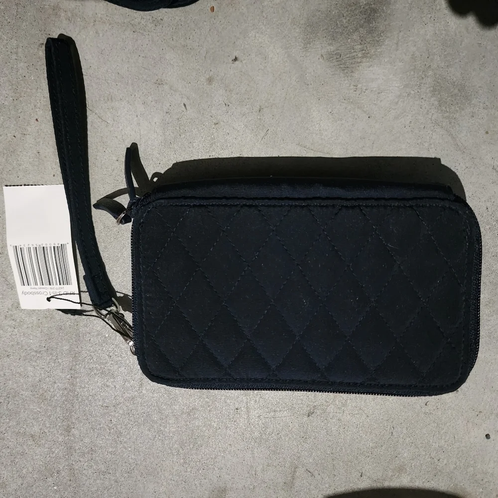 NWT Vera Bradley RFID 3-in-1 Convertible Crossbody Classic Navy Floral Lining